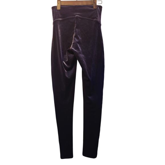 Spanx gray velvet leggings size small - Picture 3 of 4